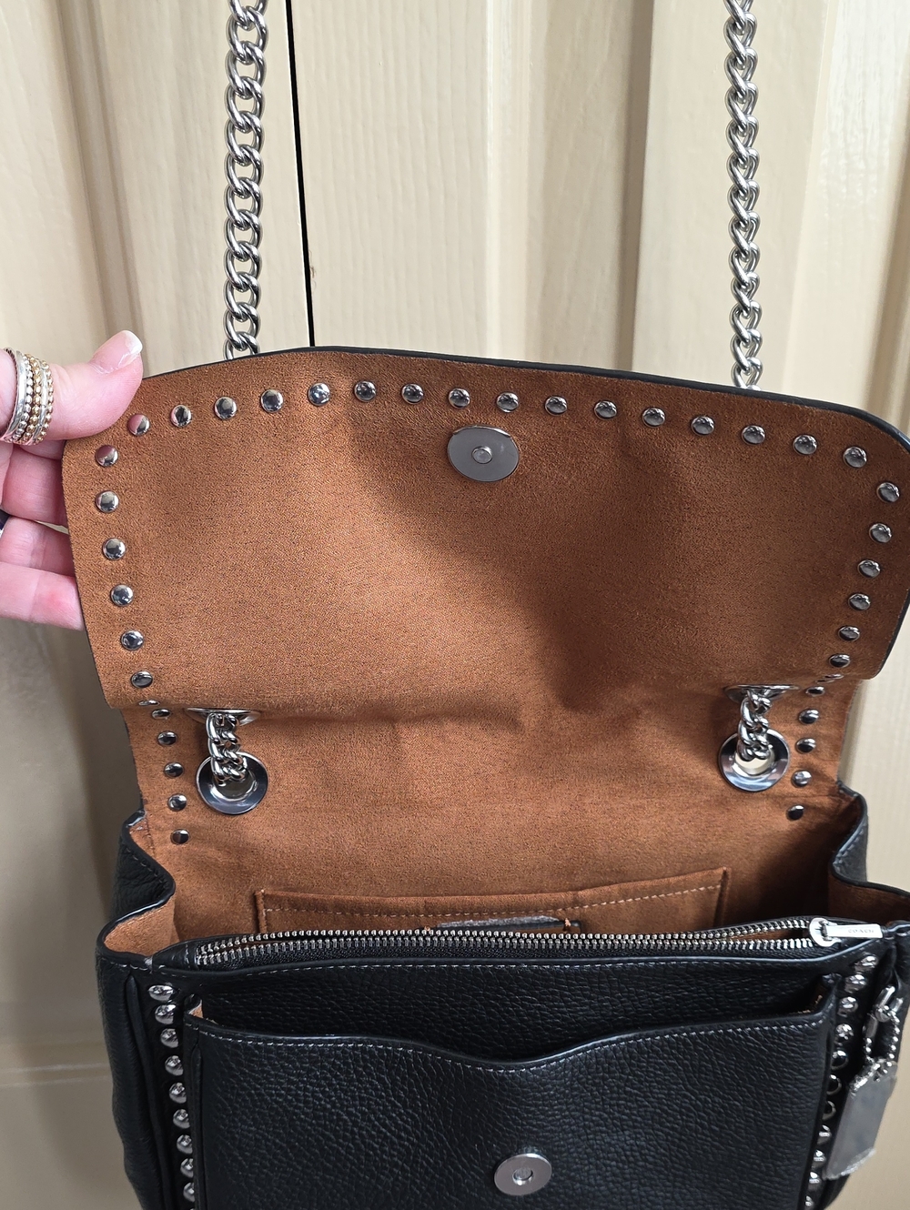 Like New - Coach Klare Crossbody Shoulder Bag - Picture 3 of 14